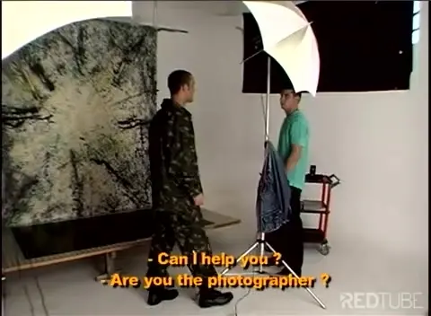 На фото сессии модель трахнулся с фотографом